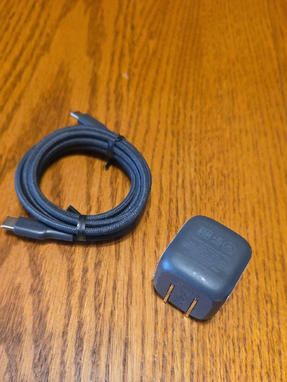 belkin 3-in-1 Magnetic Charging Dock - Dark Gray